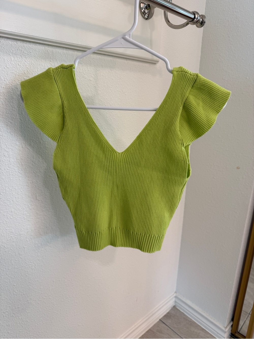 Ribbed V-Neck Flutter Sleeve Crop Top - Lime Green